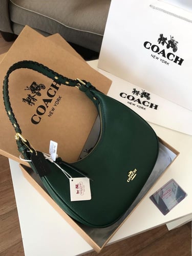 شنطه ماركه كوتش