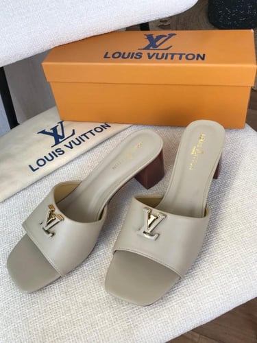 كعب لويس فيتون