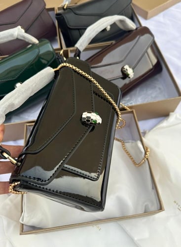 شنطه ماركه بولغاري لامع