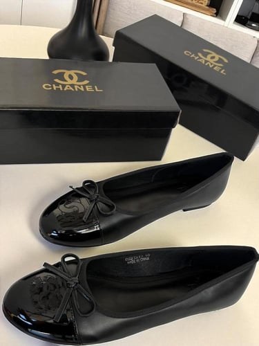 شوز ماركه شانيل