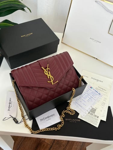 شنطة ماركة سان لوران ماستر