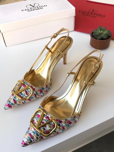 كعب فالنتينو