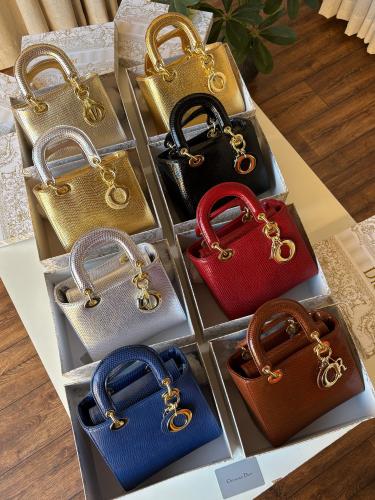 شنطه ماركه ديور