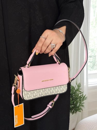 شنطه ماركه مايكل كورس