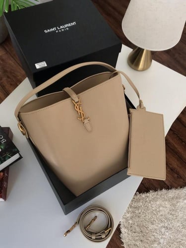 شنطه سان لوران