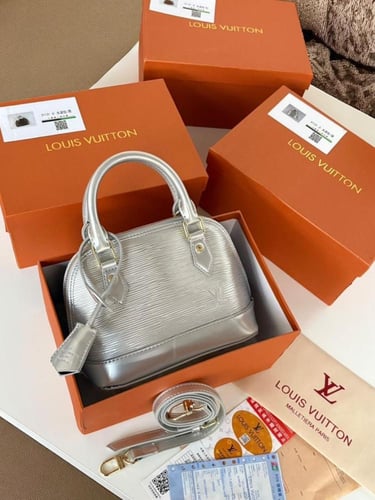 شنطه ماركه لويس فيتون