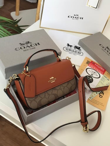 شنطه ماركه كوتش