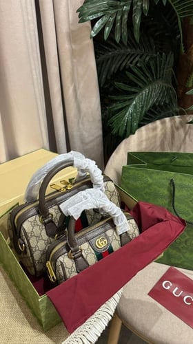 شنطه ماركه قوتشي