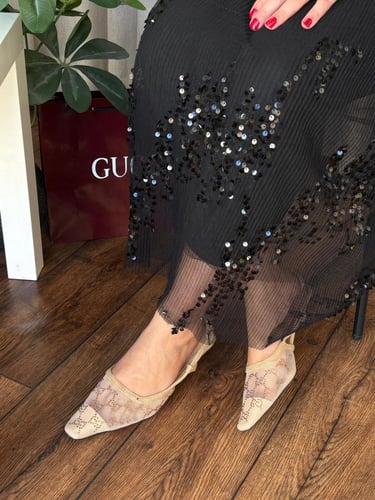 كعب ماركه قوتشي