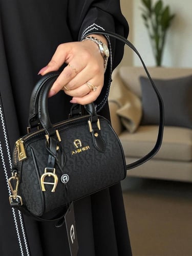 شنطه ماركه اقنر