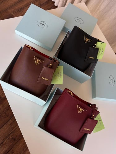 شنطه ماركه برادا