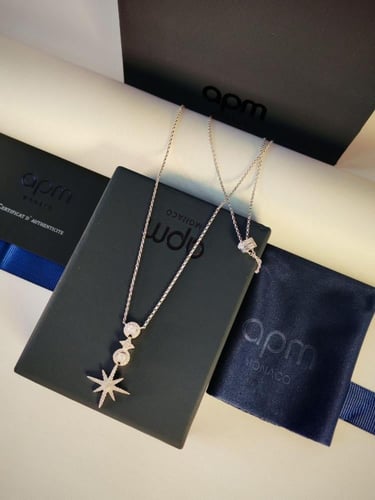 سلسال ماركه aPm