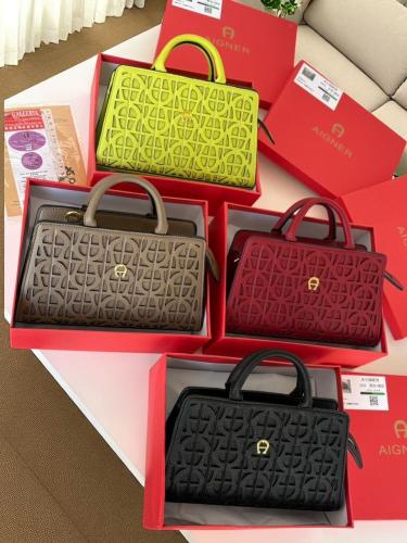 شنطه ماركه اقنر