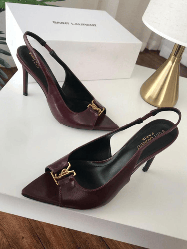 كعب سان لوران