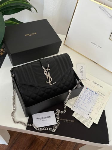 شنطة ماركة سان لوران ماستر