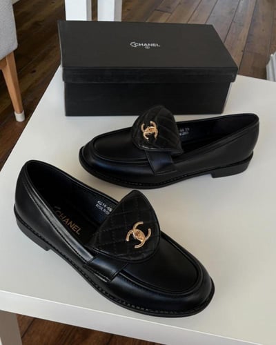 شوز ماركه شانيل