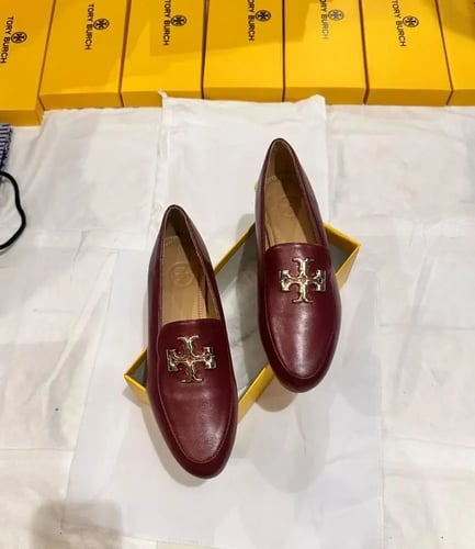 شوز ماركه توري بورش