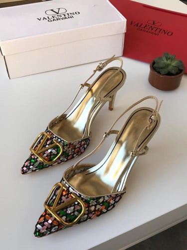 كعب فالنتينو