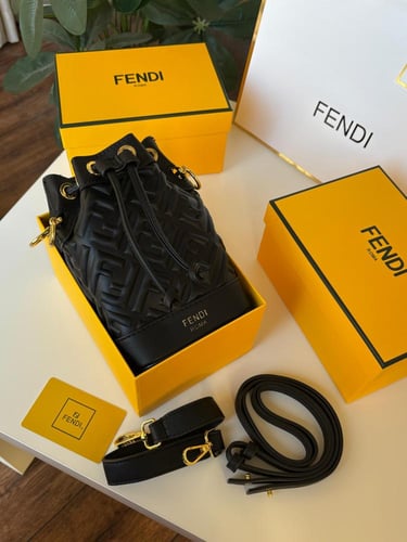 شنطه ماركه فندي