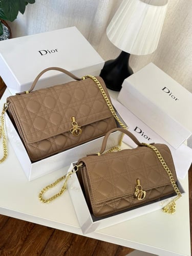 شنطه ماركه ديور