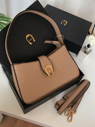 شنطه ماركه اقنر