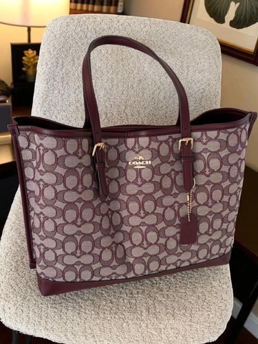 شنطه ماركه كوتش