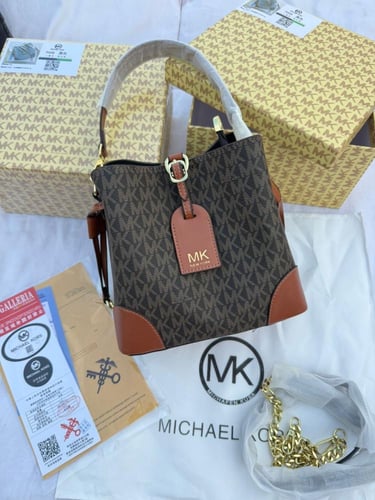 شنطه مايكل كورس صغير