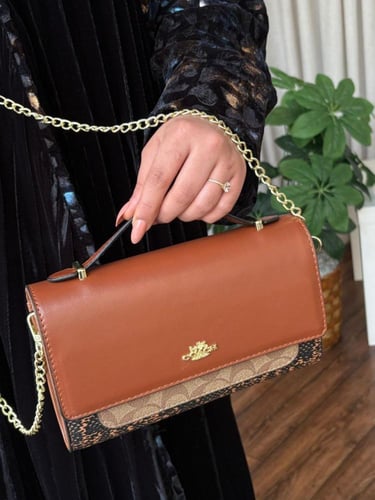 شنطه ماركه كوتش