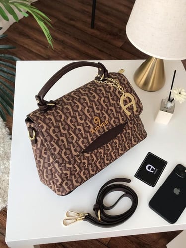 شنطه ماركه اقنر