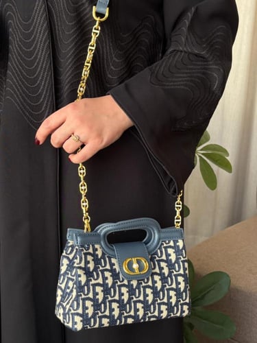 شنطه ماركه ديور