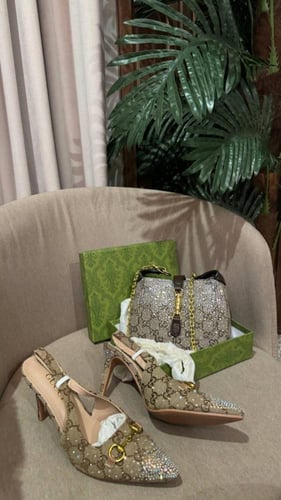 طقم ماركه قوتشي