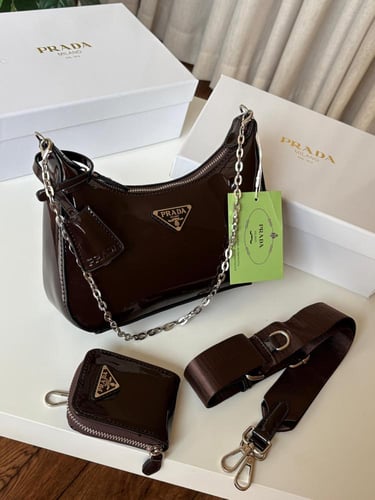 شنطه ماركه برادا لامع