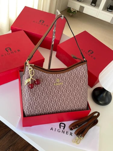 شنطه ماركه اقنر