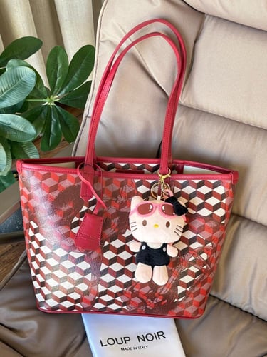 شنطه ماركه لوب نوار