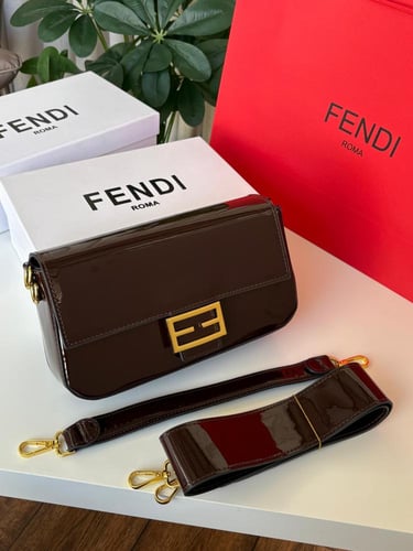 شنطه ماركه فندي