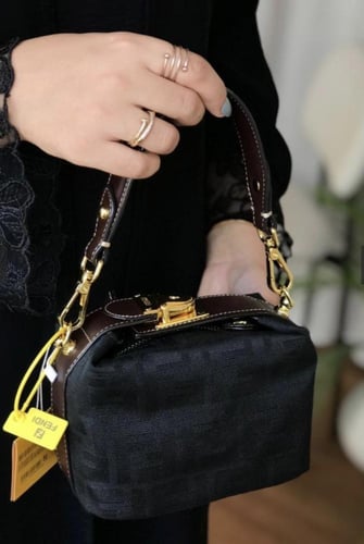 شنطه ماركه فندي