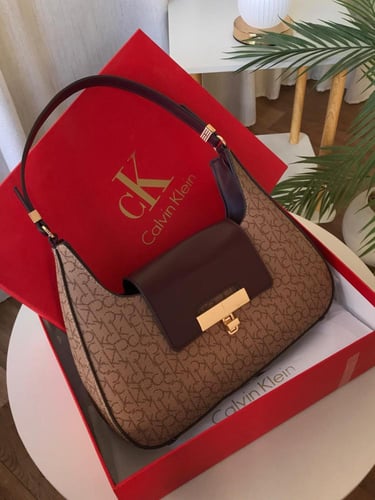 شنطة كالفن كلاين