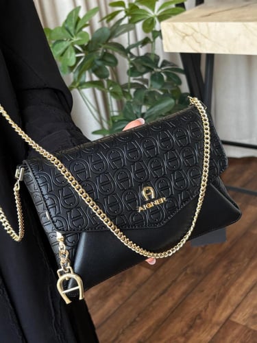 شنطه ماركه اقنر