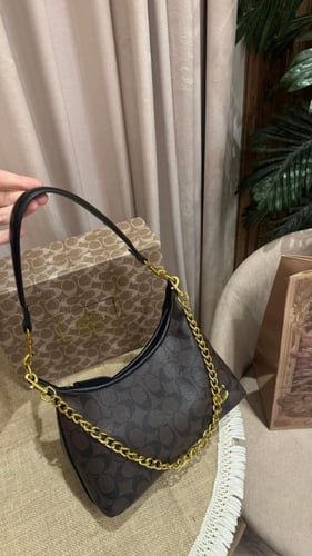 شنطه ماركه كوتش