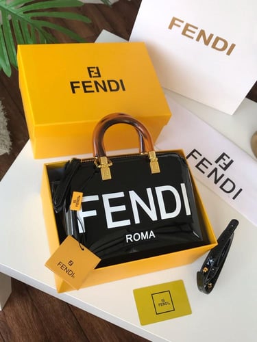 شنطه ماركه فندي