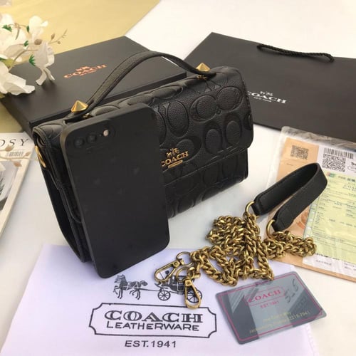 شنطة ماركة كوتش