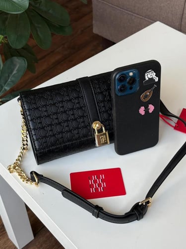 شنطه ماركه CH