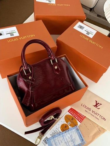 شنطه ماركه لويس فيتون