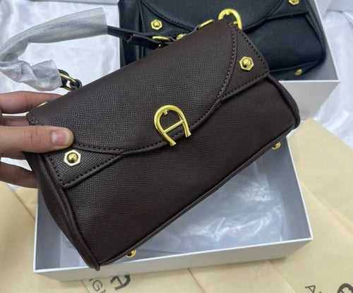 شنطه ماركه اقنر