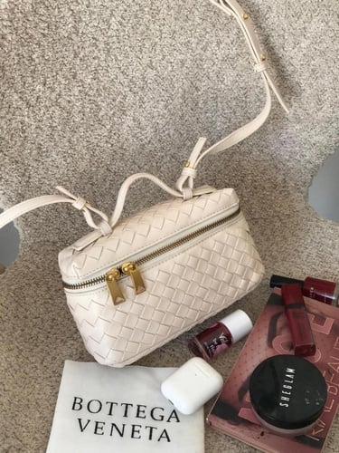 شنطة بوتيغا