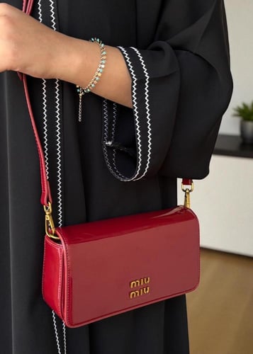 شنطه ماركه ميو ميو