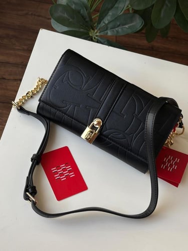 شنطه ماركه CH