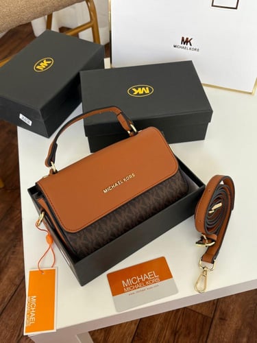 شنطه ماركه مايكل كورس