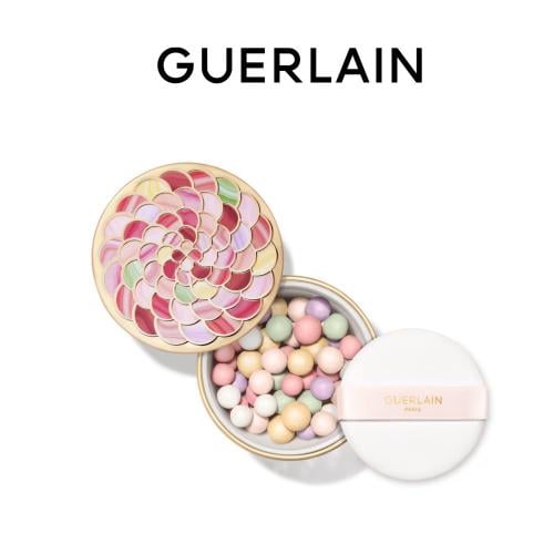LIGHT-REVEALING PEARLS OF POWDER
