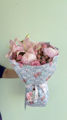 باقة ورد لاڤلي ليليوم Lovely Lilies Flower Bouquet